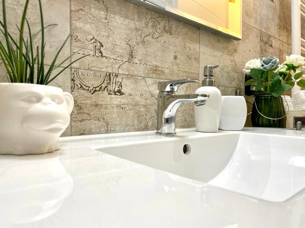 City Centre Life Apartment Βερόνα Εξωτερικό φωτογραφία